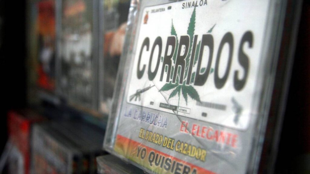 Los narcocorridos narran historias relacionadas con el crimen.