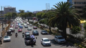 Hoy 14 de abril, No Circula engomado amarillo o terminación 5 y 6 con Hologramas 1 y 2