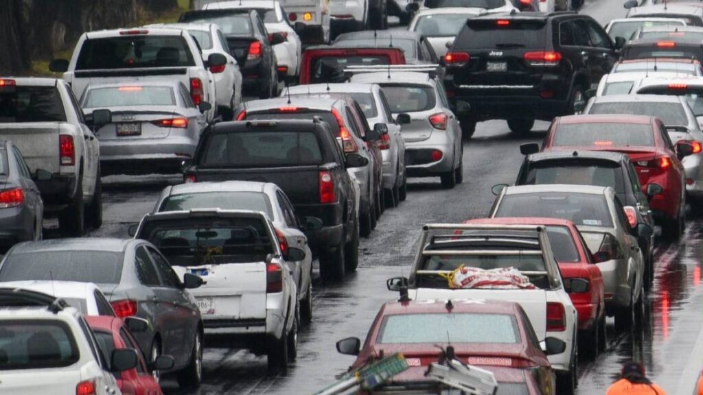 San Luis Potosí mantendrá gratuidad de placas y licencias en 2026