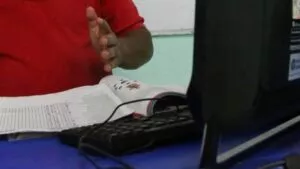 Termina estudios desde casa: abre convocatoria de Prepa en Línea-SEP