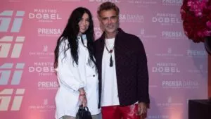 Así es la Casa Rosa de Alejandro Fernández y Karla Laveaga: arte, diseño y familia