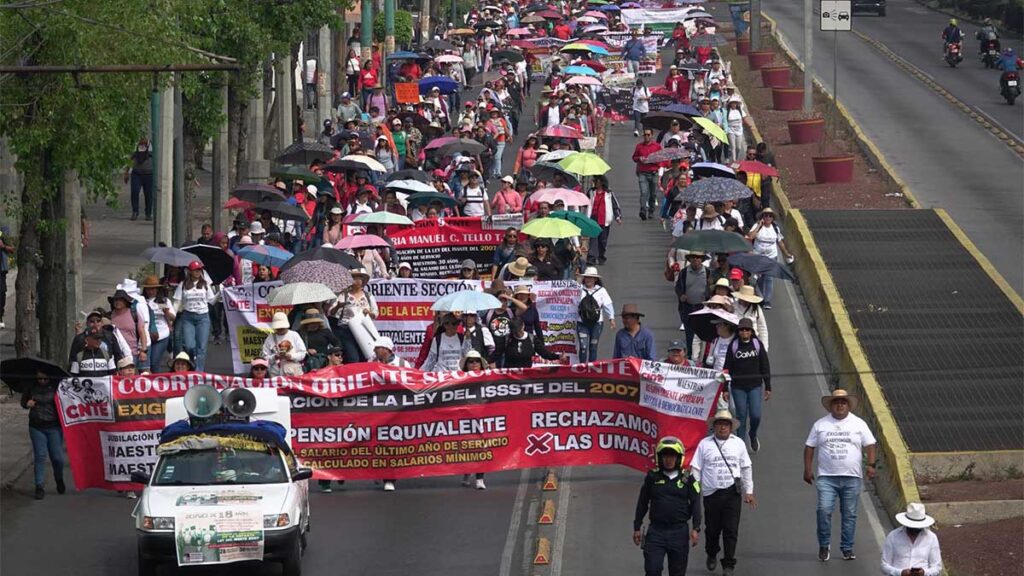 Continúan las protestas de la CNTE en la CDMX