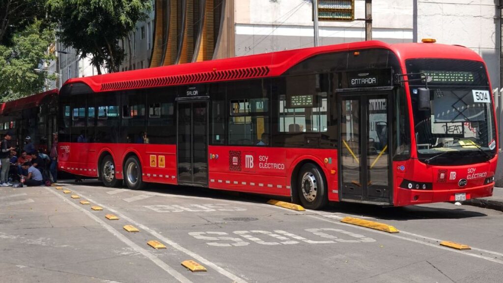 ¿Cómo está el servicio del Metrobús por movilizaciones de la CNTE en CDMX?