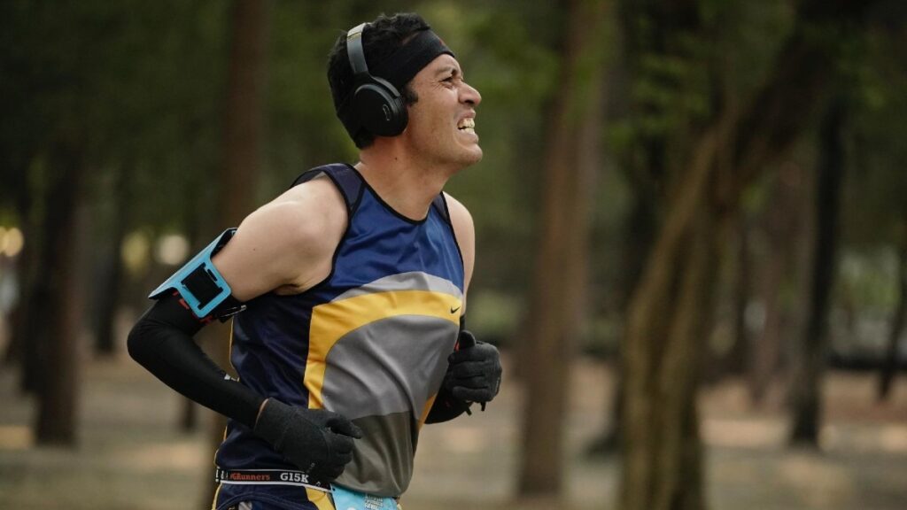 Una caminata mejora el estado de ánimo, ayuda a mantener un peso saludable y podría reducir el riesgo de desarrollar ciertos tipos de cáncer.