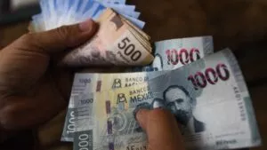 Aguinaldo 2025: Cuándo vence el plazo para que te depositen y qué hacer si no te pagan