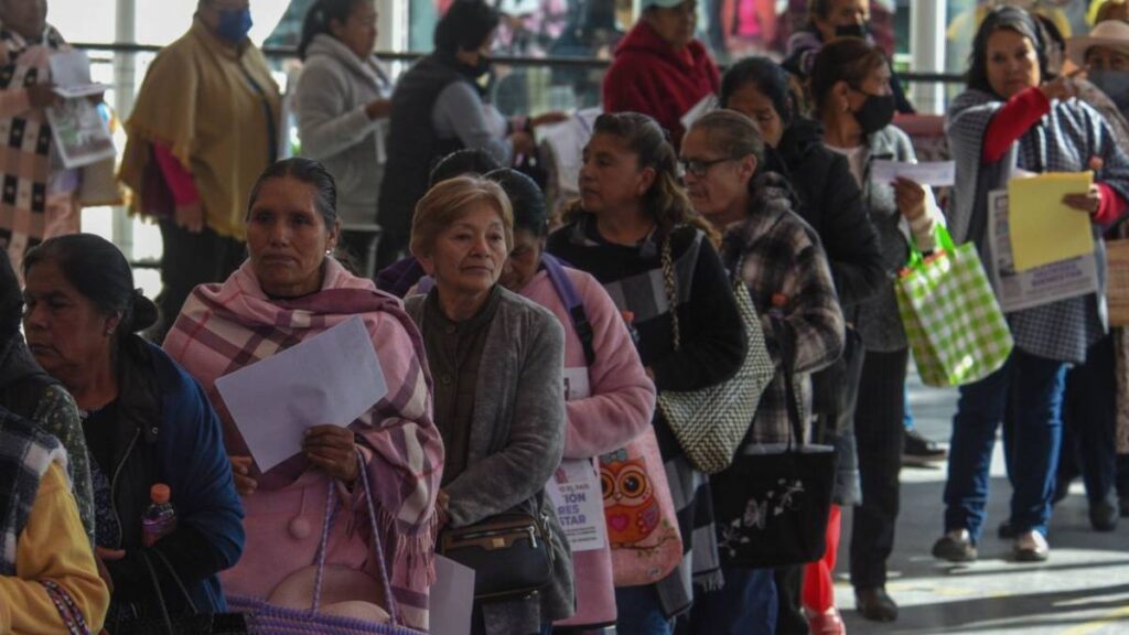 Pensión mujeres bienestar