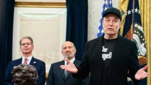 Elon Musk niega acusaciones del NYT por supuesto consumo de drogas, asegura ser tan fotografiado que se notaría