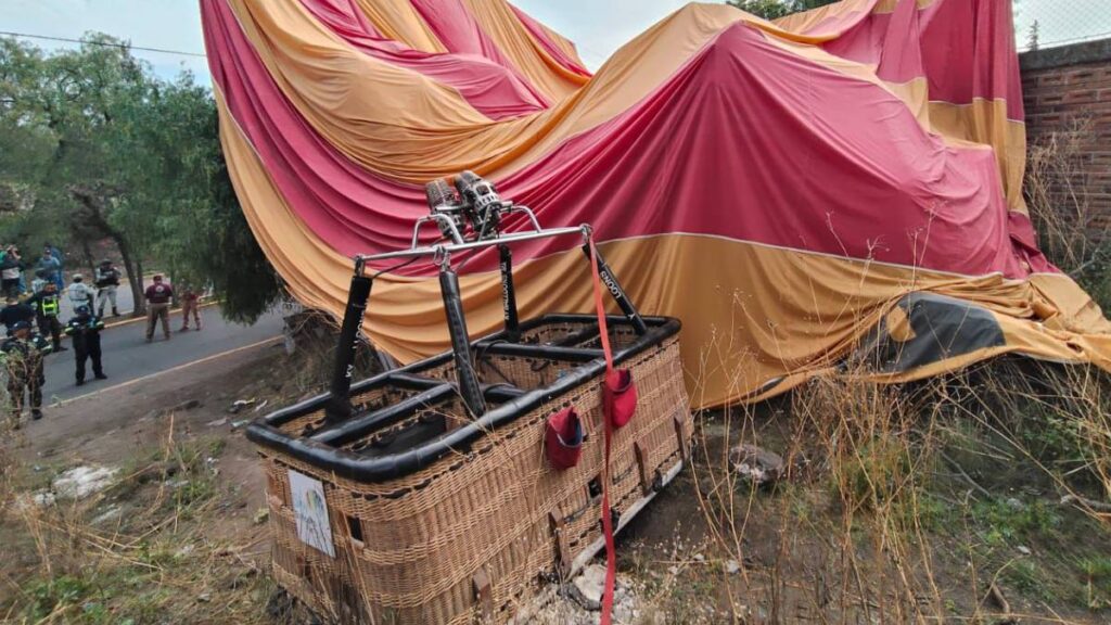 Cae globo aerostático en San Martín de las Pirámides.