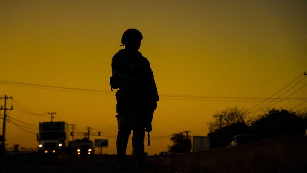 Ahora se penaliza el delito de "halconeo" en Sinaloa.