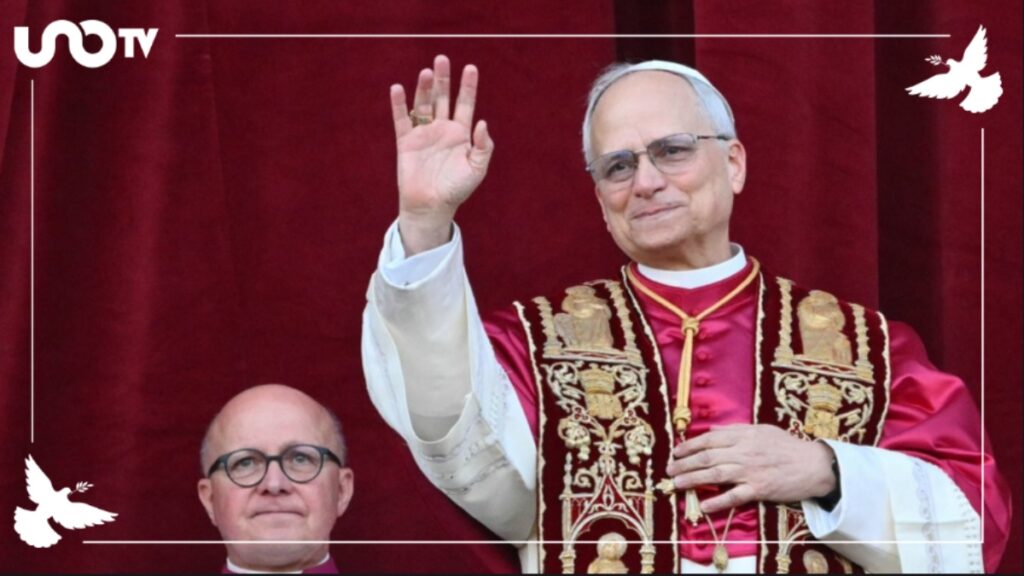 Significado de los colores en la Sotana del Papa. Foto: AFP