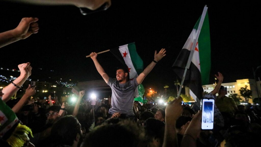 Siria celebra fin de sanciones de EE. UU.; ¿cómo beneficiará a la situación del país?