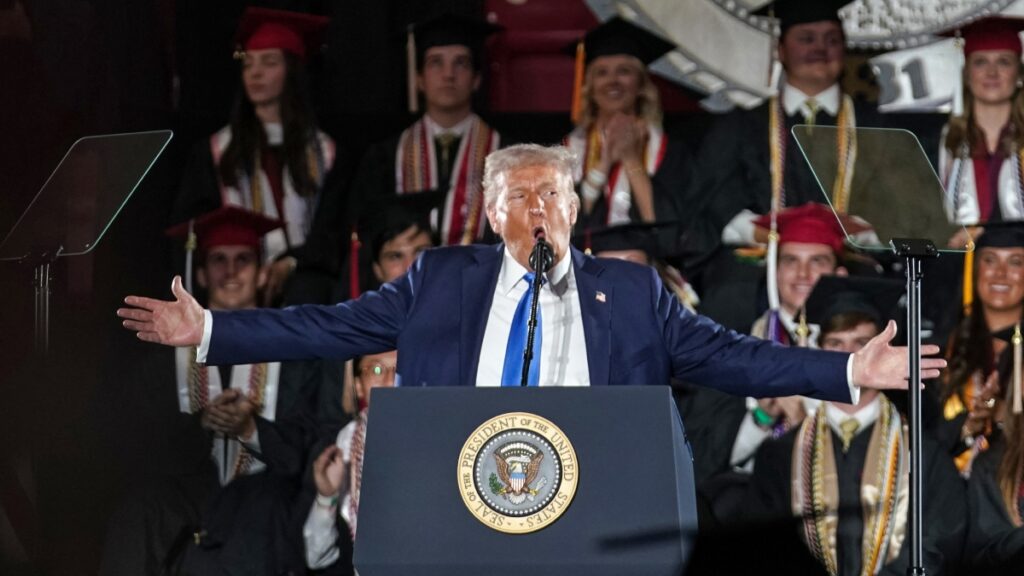 Trump cumple los primeros 100 días de su segundo mandato entre protestas e impopularidad