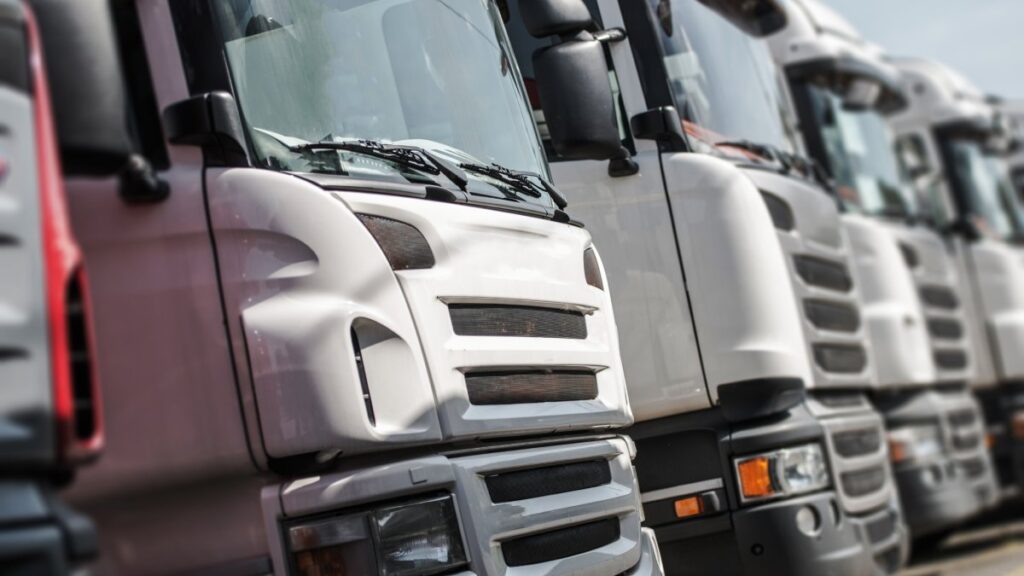 Venta de camiones pesados en México a la baja