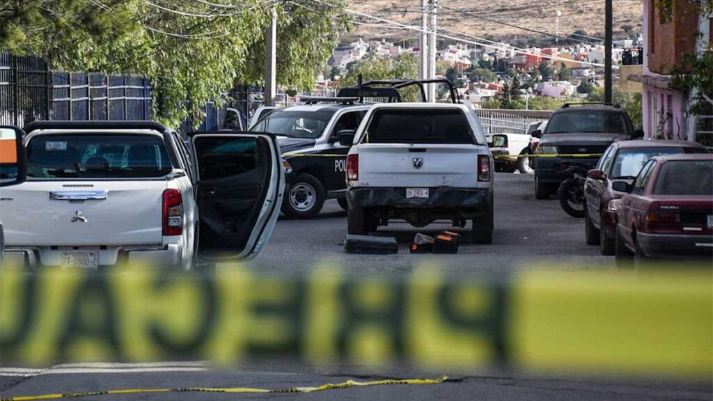 Reportan robo en casa de Alfredo Valenzuela.