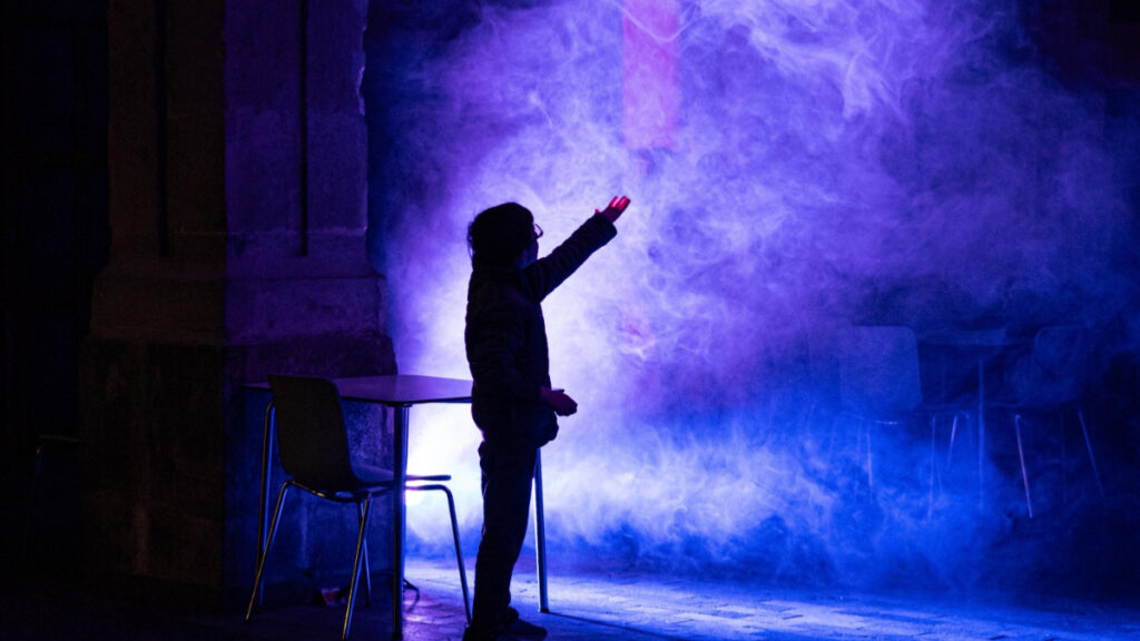 Biblioteca de México revive sus leyendas en recorrido paranormal