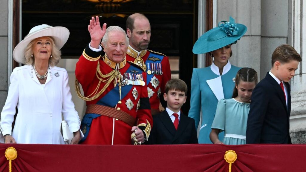 Desfile Carlos Iii Victimas India