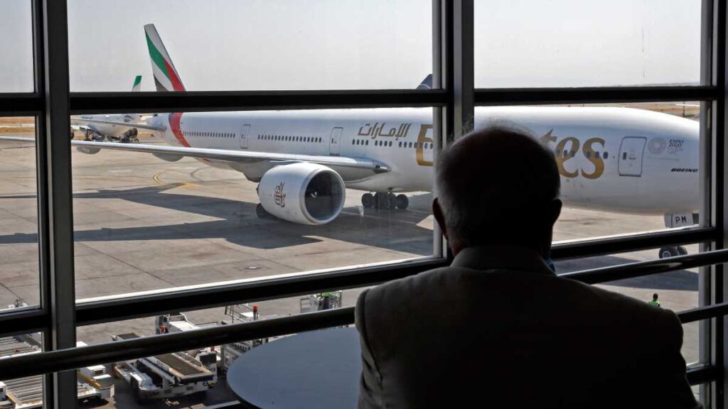 Vuelos desde y hacia Irán continúan suspendidos