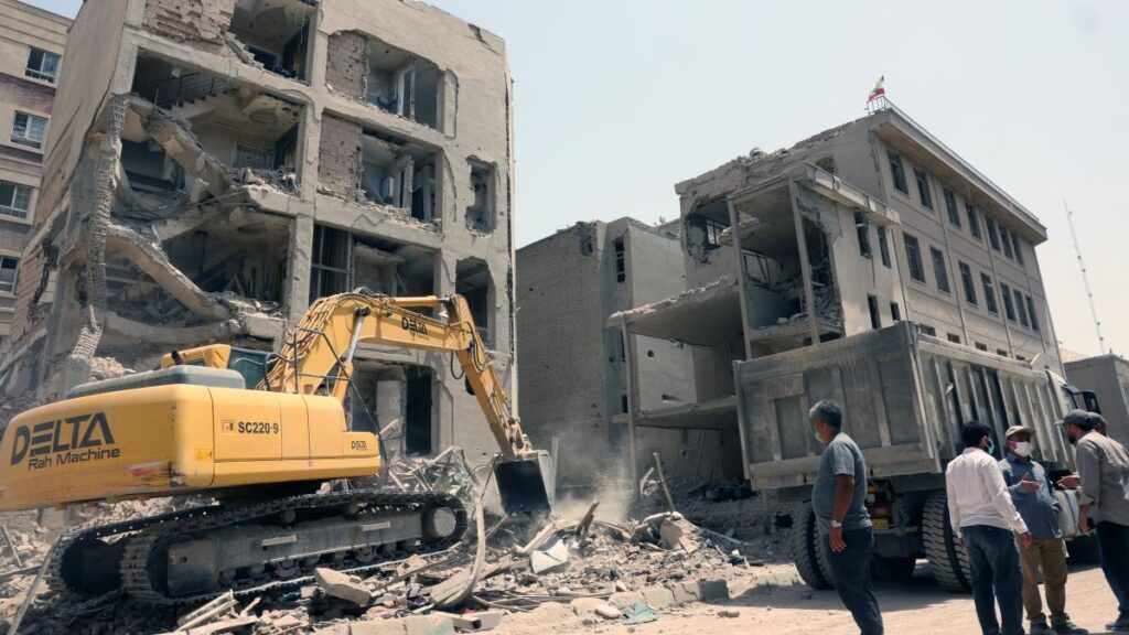 Irán reconoce daños graves en sitios nucleares tras ataques. Trump asegura que el programa nuclear iraní fue retrasado décadas