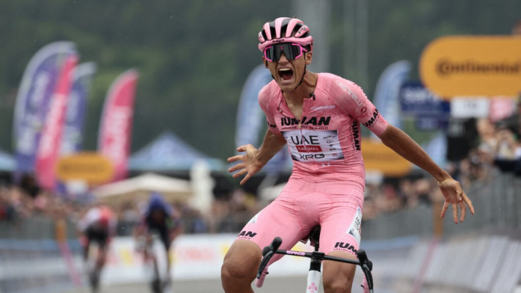 El papá de Isaac del Toro rompe el silencio