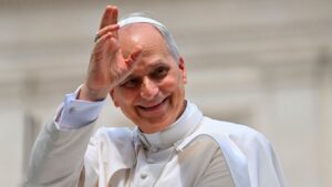 El Papa León XIV regresa con una agenda cargada de crisis y decisiones clave