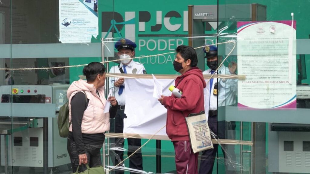 Usuarios del Poder Judicial se quedan sin servicio por el paro.