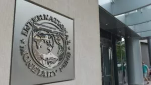 FMI pide mantener planes fiscales en América Latina ante incertidumbre económica