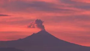 Rayos y cenizas: volcán Popocatépetl protagoniza impresionante video