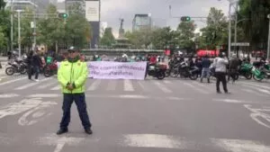 Caos vial: repartidores de apps bloquearon 6 horas Reforma, Circuito y Periférico