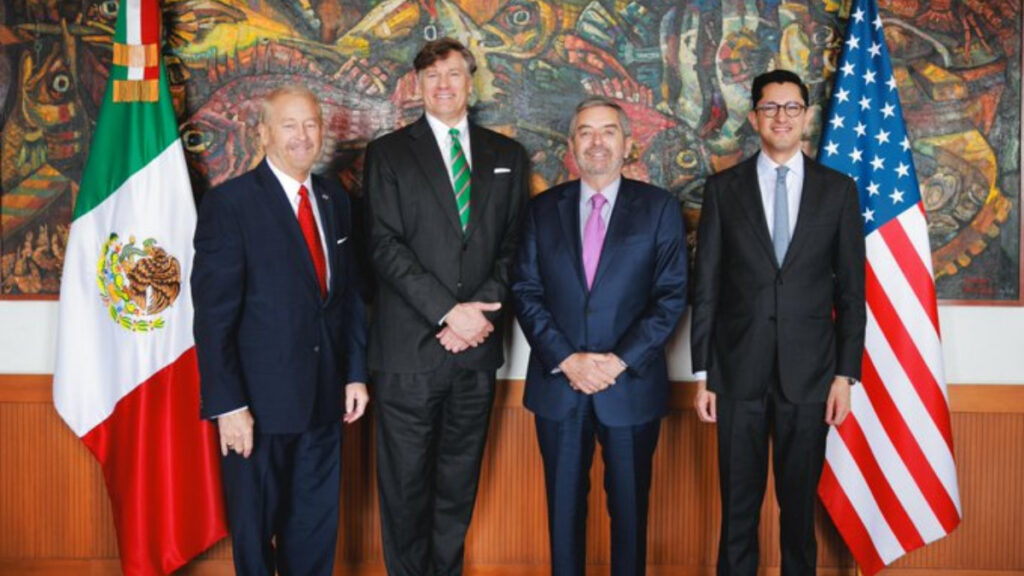 Canciller Juan Ramón de la Fuente recibe a Christopher Landau