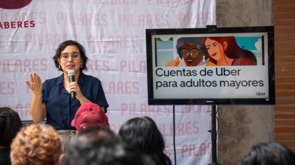 PILARES y taxi por app activan viajes gratis para adultos mayores.