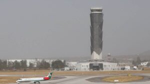 Sheinbaum hereda conflicto aéreo con EE. UU. por decisiones de AMLO