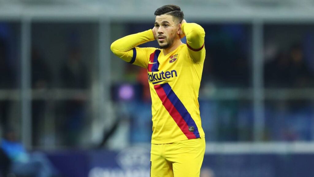 Carles Pérez, ex del Barcelona, es hospitalizado tras mordedura de perro en sus genitales