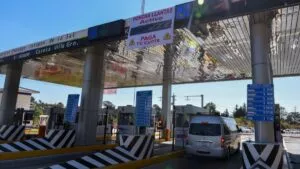 Usuarios se quejan del TAG por cobros dobles y fallas en casetas de Capufe