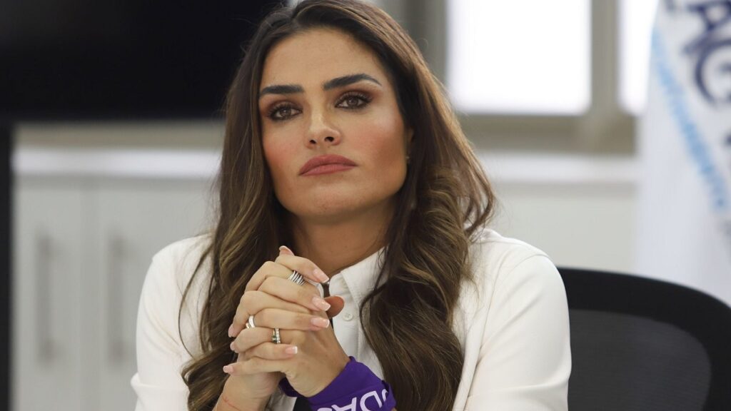 cual-sera-el-destino-de-las-estatuas-de-fidel-castro-y-ernesto-che-guevara-esto-dijo-alessandra-rojo-de-la-vega