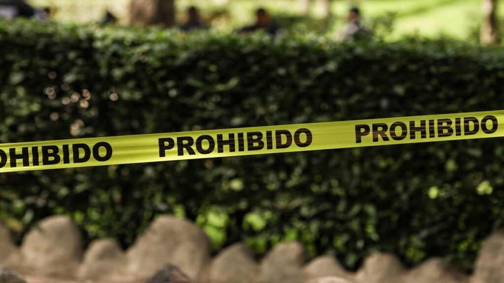 cuelgan-cuerpo-en-puente-de-temixco-morelos-tenia-un-mensaje