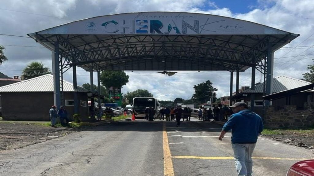 Enfrentamiento Armado Entre La Ronda Comunitaria De Cherán