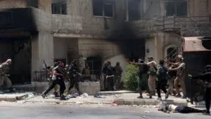 ISIS asesina a dos soldados y un civil de EE. UU. en Siria; Trump promete represalias