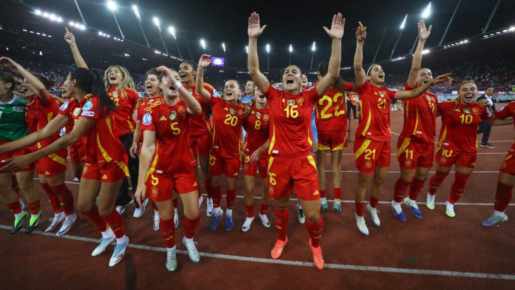 Las campeonas del mundo van por el título continental | Reuters
