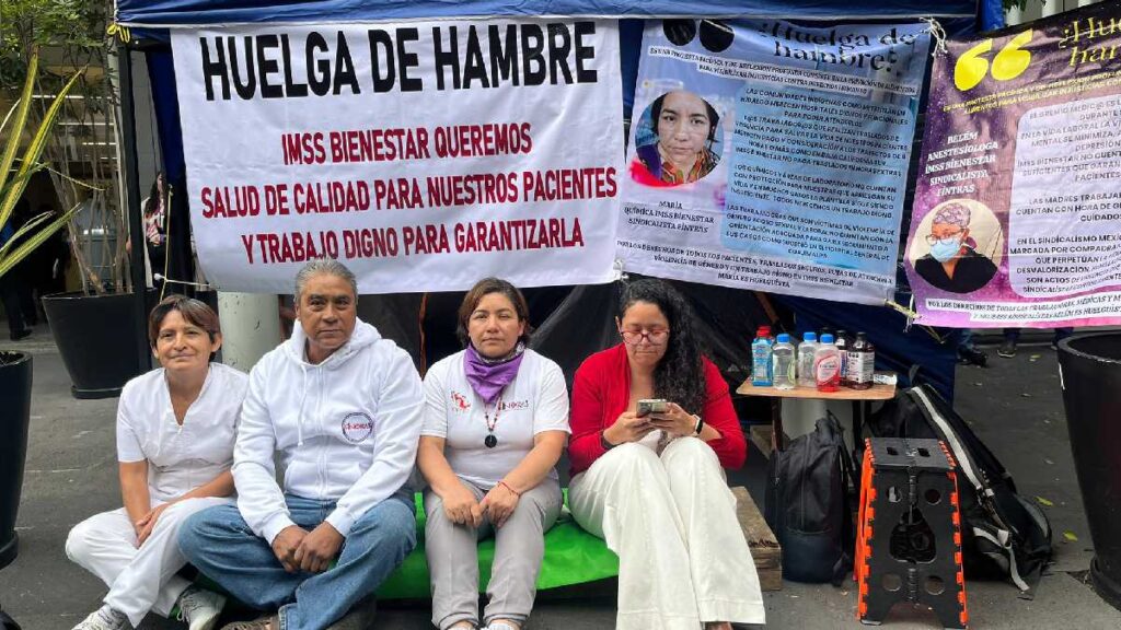 Trabajadores de IMSS- Bienestar en huelga de hambre