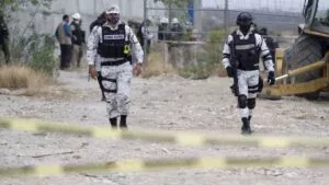 Altos mandos de la Marina, señalados en red de huachicol