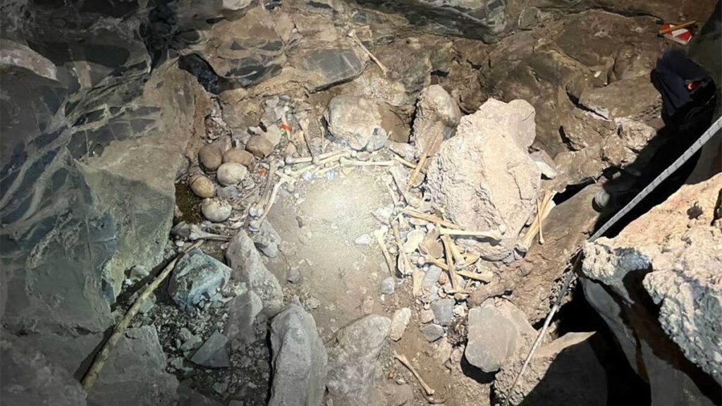 Conjunto mortuario que encontraron en Coahuila.