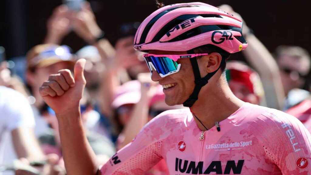 Isaac del Toro corre La Clàssica de les Terres de l’Ebre 2025; velo en ClaroSports en vivo: ve horario