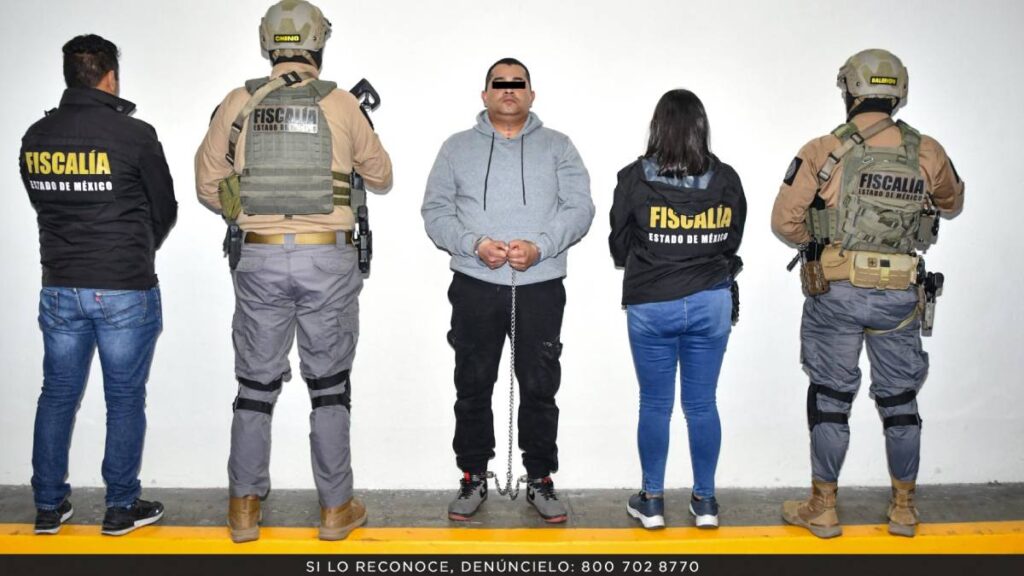 Detienen a líder de “Los 300” por despojo en Edomex.