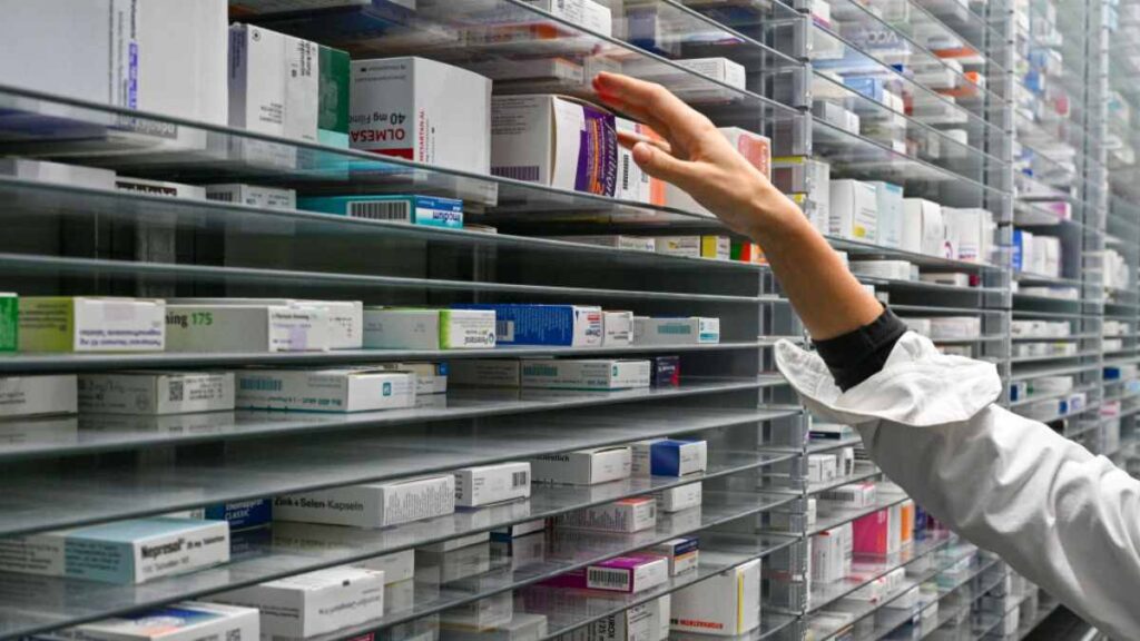 Sector Salud considera que Virmex podría distribuir el medicamento