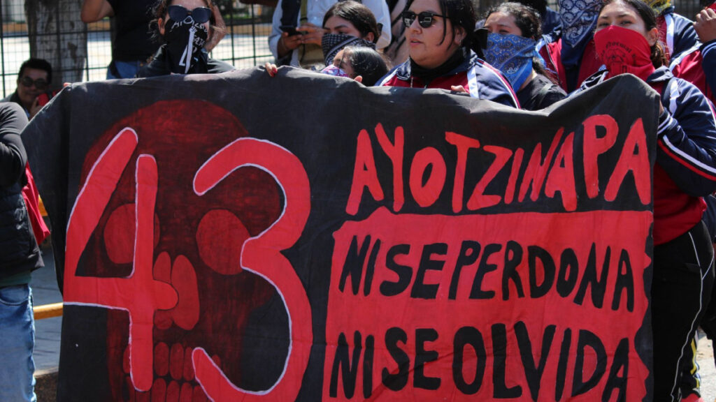 Normalistas Ayotzinapa marcha hoy cdmx