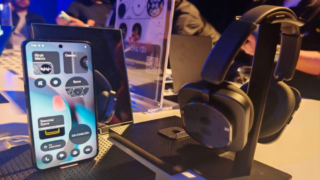 Nothing Phone 3 y Headphone 1 llegan con un diseño innovador
