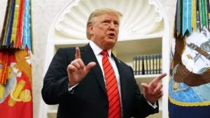 Pide Trump a sus simpatizantes de MAGA parar los ataques por el caso Epstein y enfocarse en el "fraude electoral" de 2020