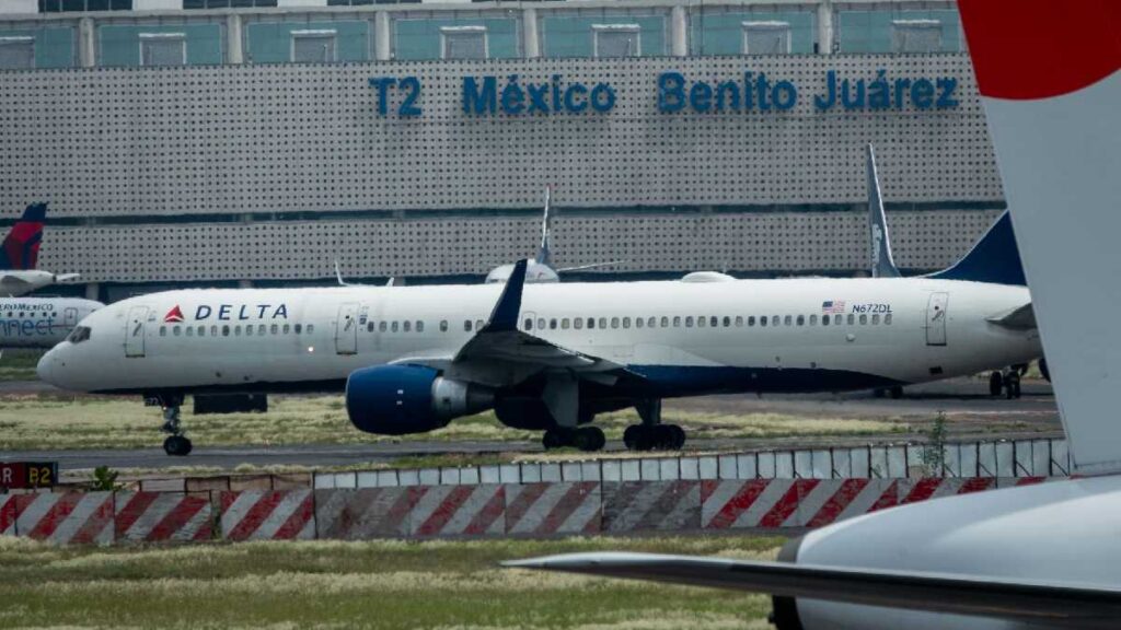 Pilotos piden diálogo ante conflicto aéreo