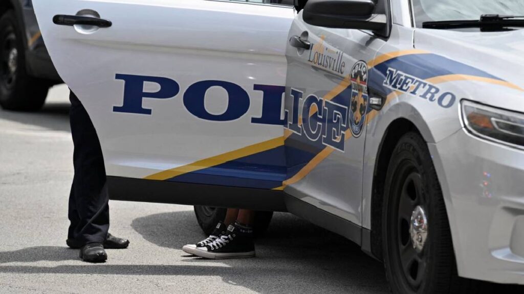 Tiroteo en casino de Reno deja varios heridos; sospechoso fue detenido y hospitalizado, confirman autoridades locales.