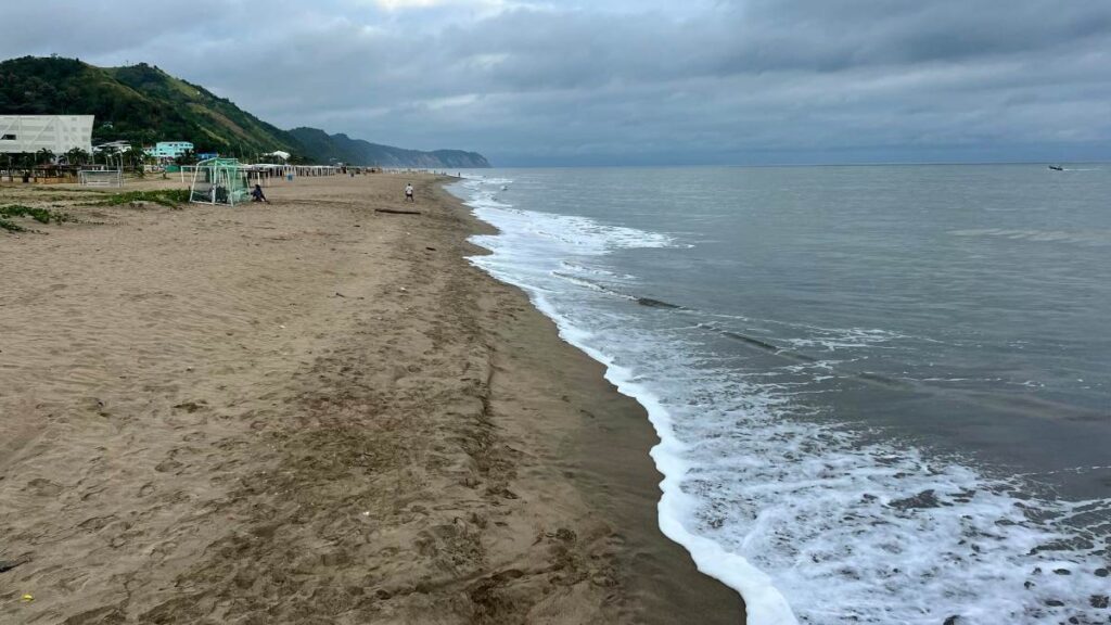 Sigue alerta de tsunami en México tras sismo de 8.8 en Rusia, registran variaciones del mar